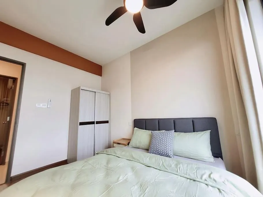 Apartment Family Friendly - 3 Bedrooms 6 Pax - Free Parking Johor Bahru