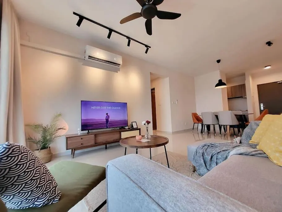 Family Friendly - 3 Bedrooms 6 Pax - Free Parking Johor Bahru 0*,  Malaysia